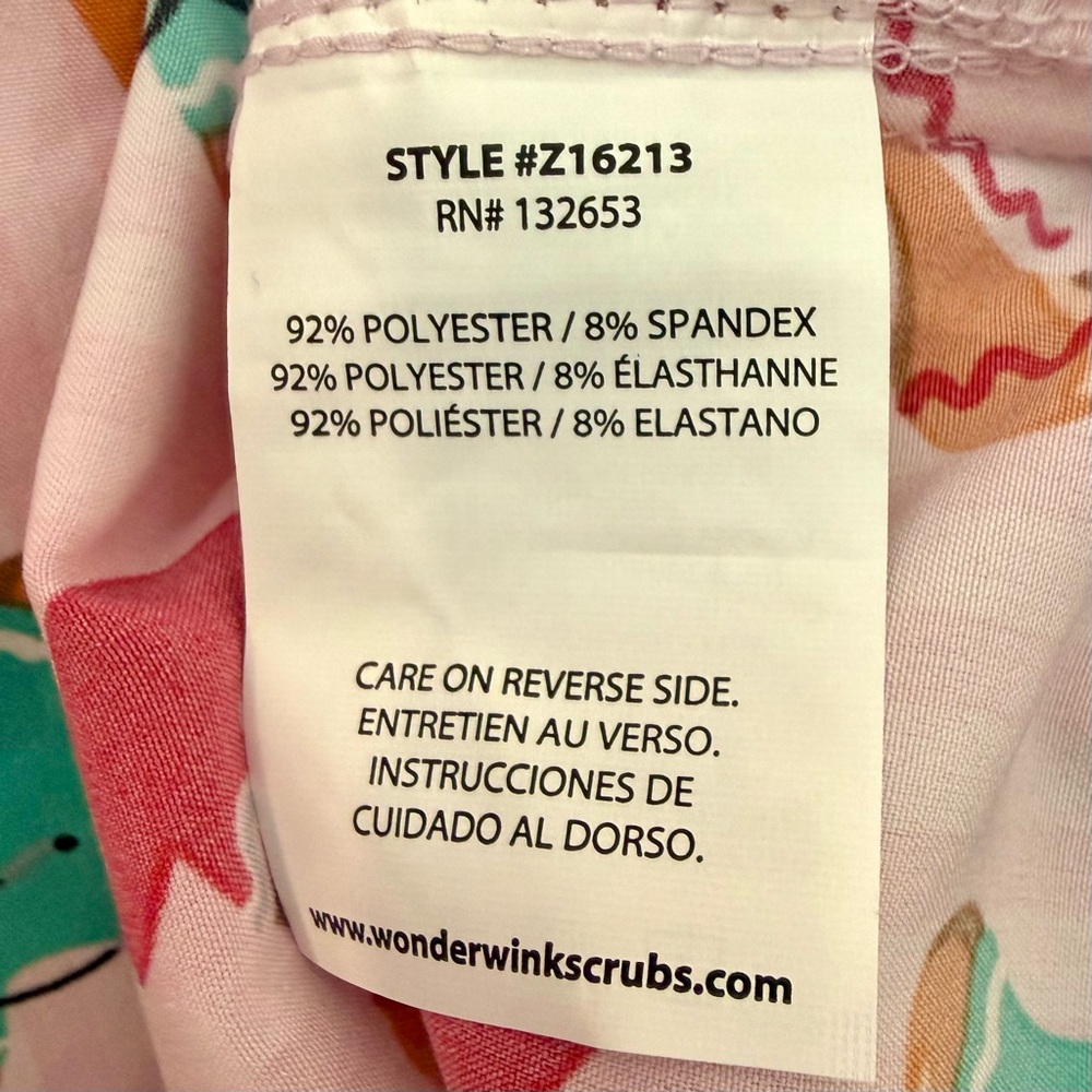Zoe + Chloe-WonderWink-Women’s Scrub Top-Gingerbread Pattern-Pink-Size 2X-NWT - Picture 10 of 11